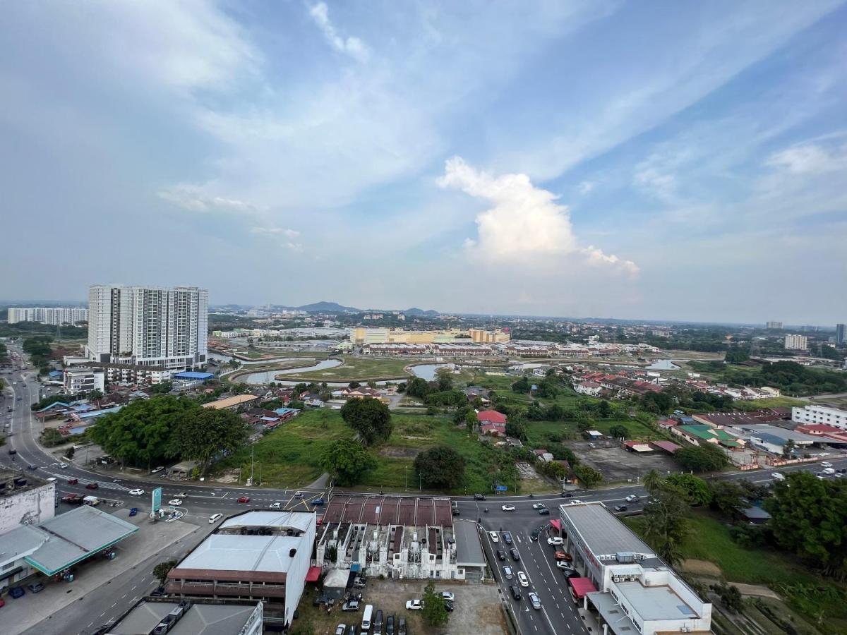 New!! Loving Night Novo 2Br 4-9Pax I Jonker I Netflix I Family Apartment Malacca Exterior photo