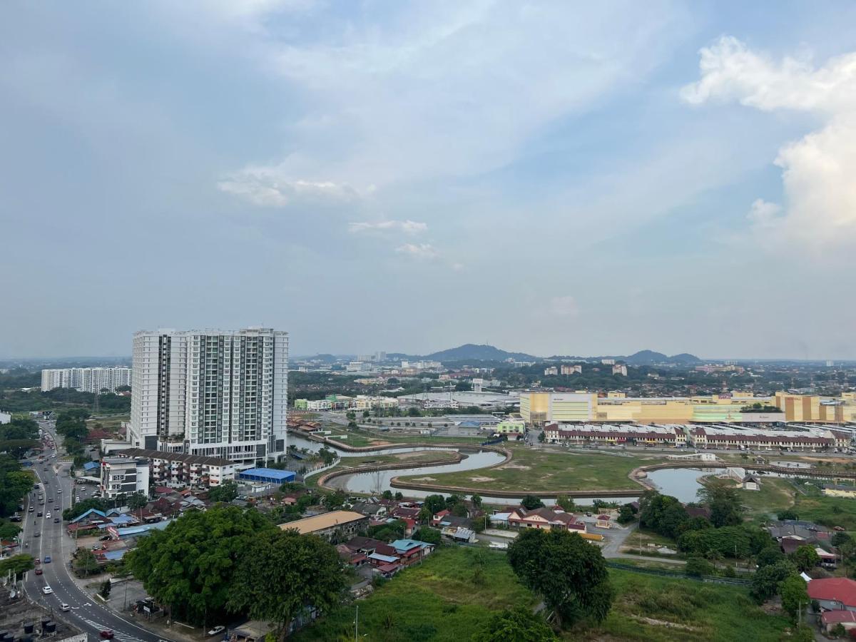 New!! Loving Night Novo 2Br 4-9Pax I Jonker I Netflix I Family Apartment Malacca Exterior photo